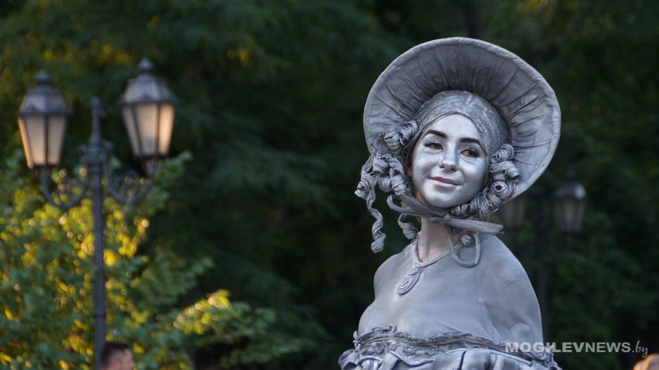 К участию в конкурсе «живых скульптур» приглашает Дворец искусств Бобруйска