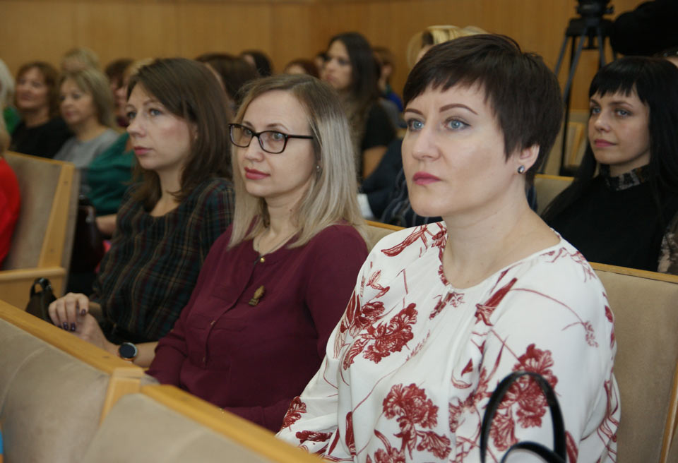 Открытый диалог «Беларусь и Я» прошел в Могилевском  облисполкоме. Фото