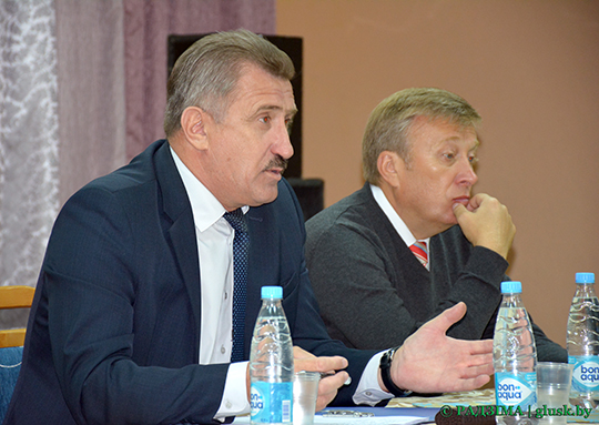 Единый день информирования прошел в глусской гимназии. Фото