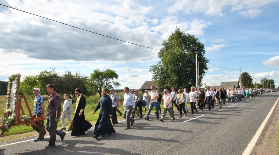 Более 40 километров преодолеют паломники 23 июля во время крестного хода из Могилева в Барколабово