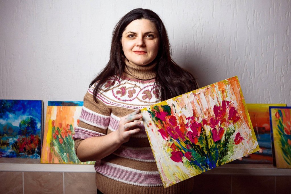 Выставка  художницы Людмилы Кисленок проходит в Бобруйске