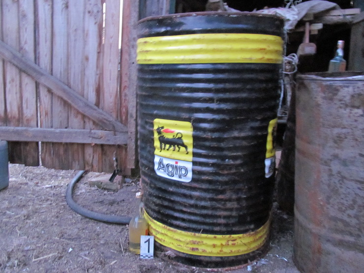 Механизатор в Краснопольском районе похищал дизтопливо