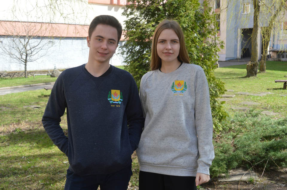 Студентам МГУ им.Кулешова предложили вариант форменной одежды. Фото