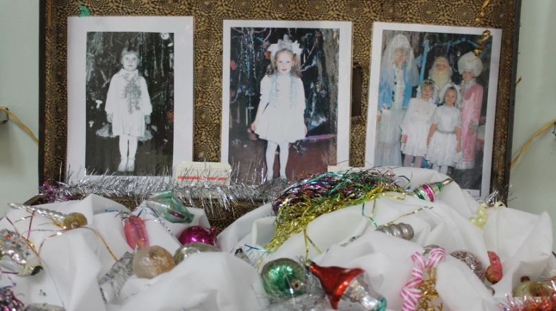 Новогоднюю выставку из архивов жителей района открыли в чаусском музее