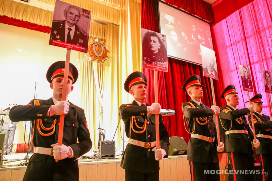 Фестиваль патриотической песни «Красная гвоздика» в девятый раз прошел в Могилеве