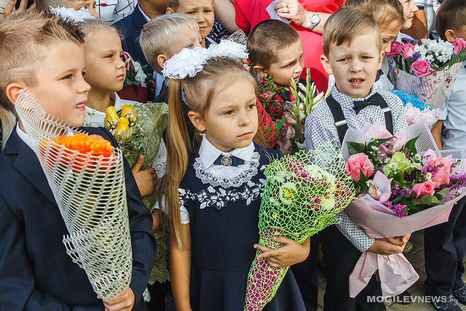 Около 110 тысяч учащихся принимают общеобразовательные учреждения Могилевщины