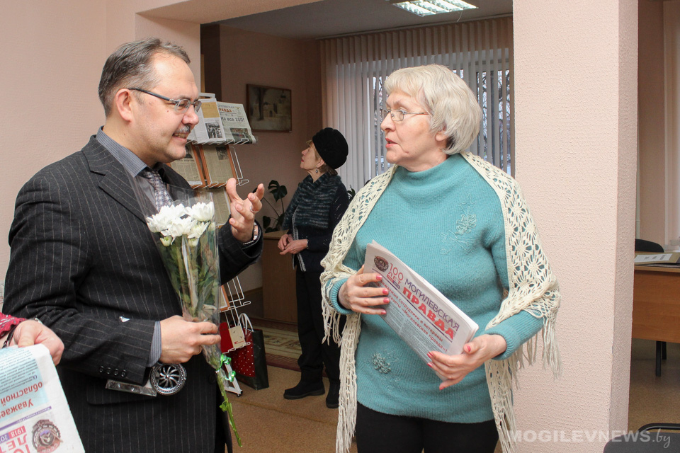 Заседание клуба «Могилевчане», посвященное 100-летию «Могилевской правды», прошло в городской библиотеке им. Карла Маркса. Фото