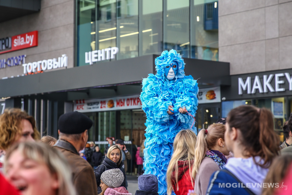 Могилевский «Атриум» устроил праздничное открытие. Фото