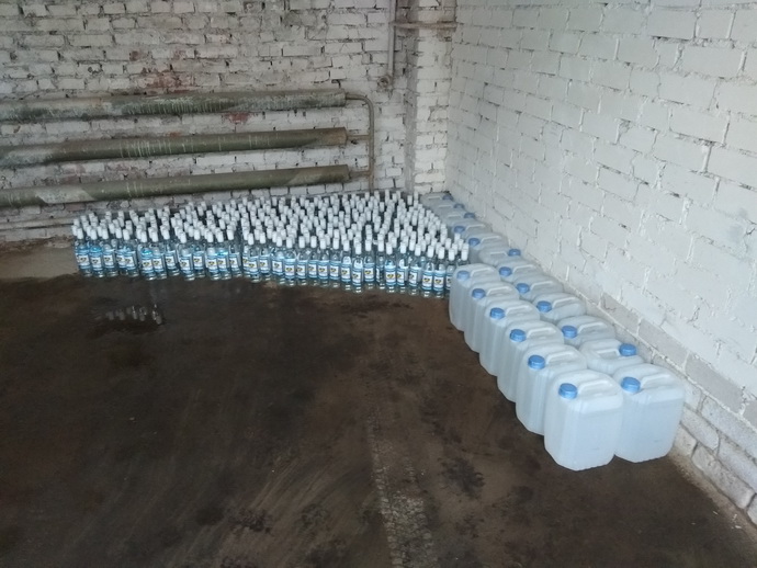 Перевозивший спирт и безакцизную водку бобруйчанин задержан в Могилевском районе