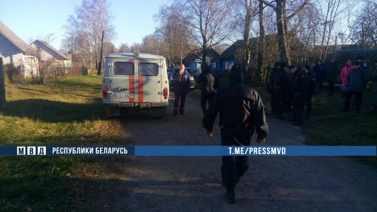 В Шкловском районе мужчина ранил жену и пытался напасть на участкового