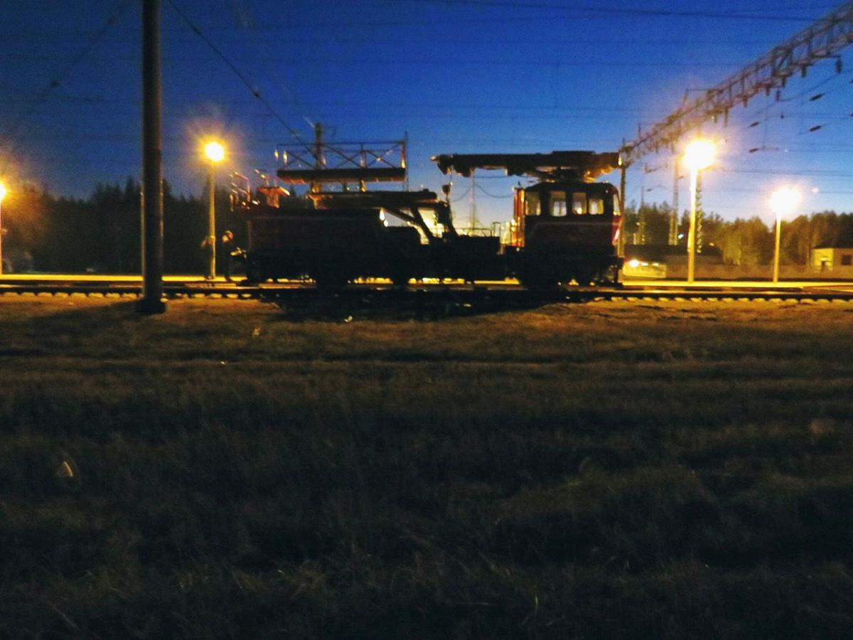В Бобруйском районе при работе на железнодорожных путях смертельно травмирован электромонтер