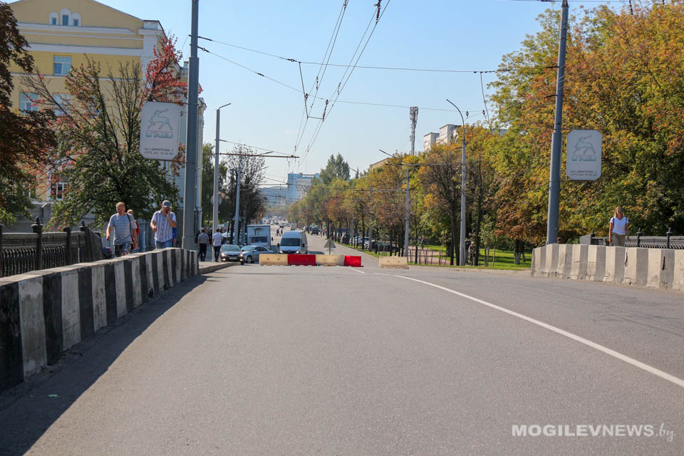 Путепровод через железнодорожные пути на улице Первомайской закрыт на ремонт. Фото