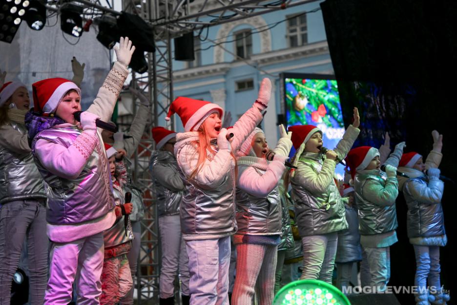 Более  41 тыс. человек приняли участие в новогодних праздничных мероприятиях на Могилевщине