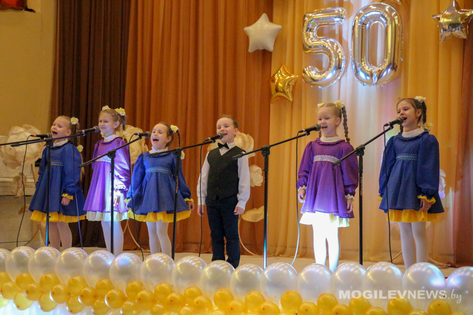 Школа в Казимировке отметила 50-летний юбилей. Фото