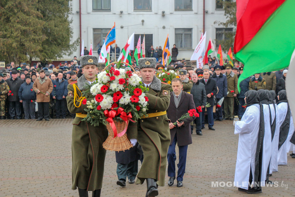 Митинг, посвященный 30-й годовщине вывода советский войск из Афганистана, прошел в Могилеве. Фото