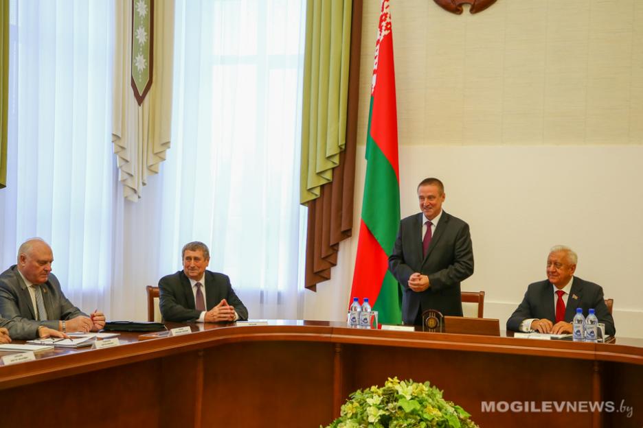 Вопросы совершенствования налогового законодательства рассматривают участники выездного заседания в Могилеве