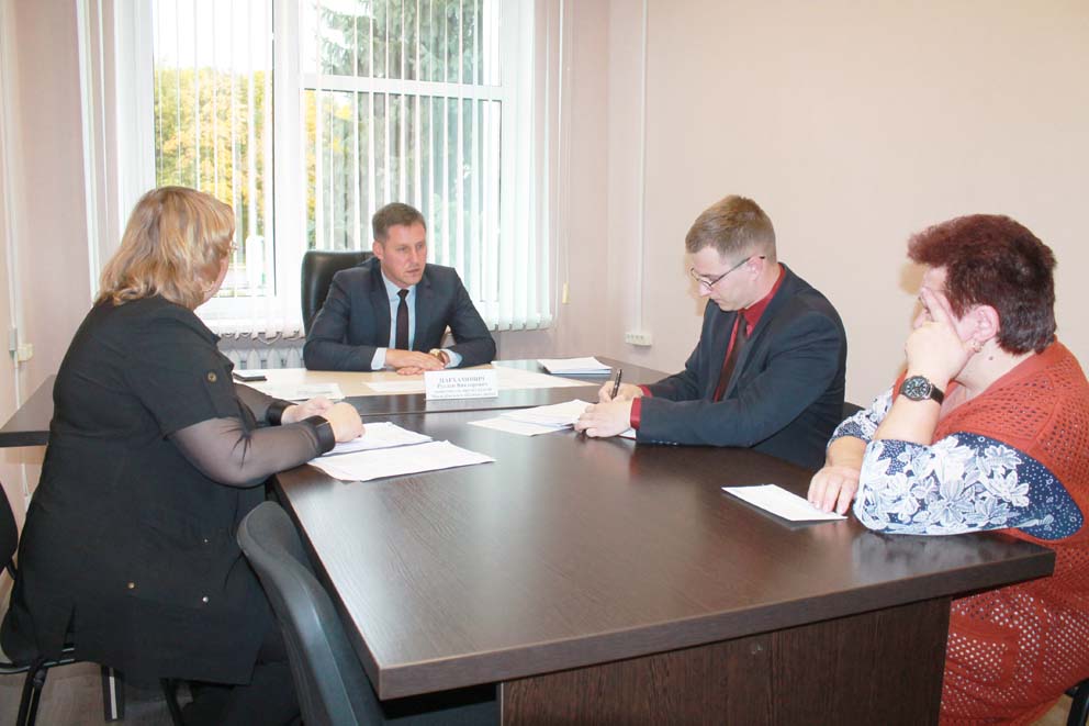 Выездной личный прием граждан провел зампред Могилевского облисполкома в Чаусах