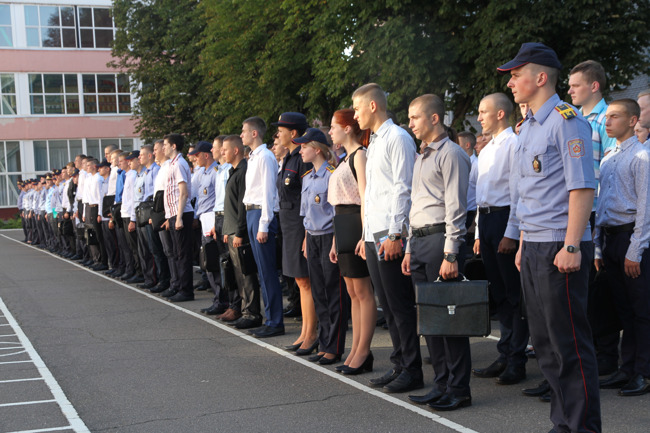 150 новобранцев проходят курс молодого бойца в Могилевском институте МВД