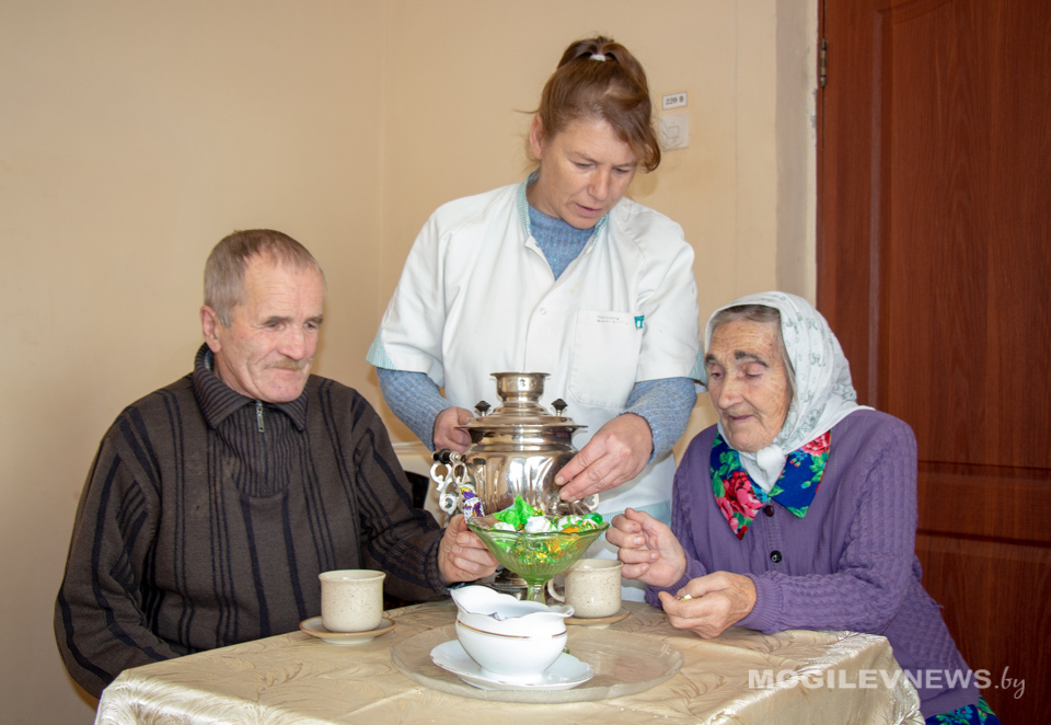 Новые формы жизнеустройства пожилых людей под опекой соцслужб в Могилевской области особенно востребованы в зимний период. Фото