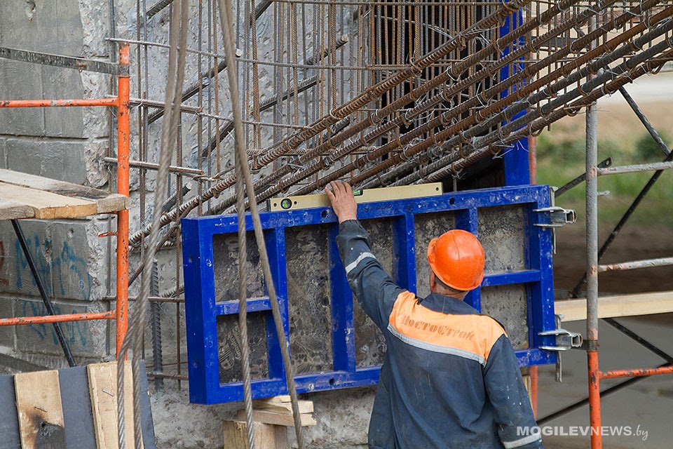 "Могилевский домостроительный комбинат" и "Могилевтехмонтаж" станут частью республиканского строительного холдинга