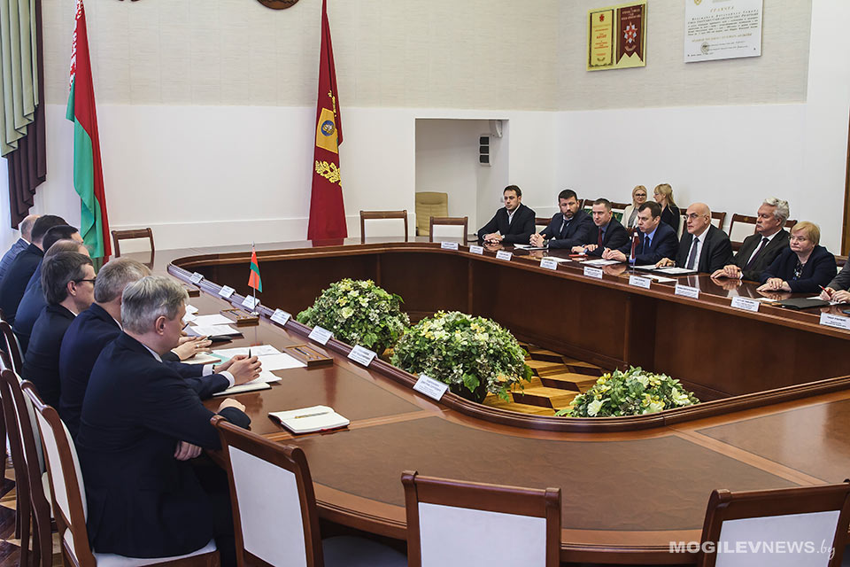 Руководство Могилевской области встретилось с депутатами Сейма Латвийской Республики. Фото