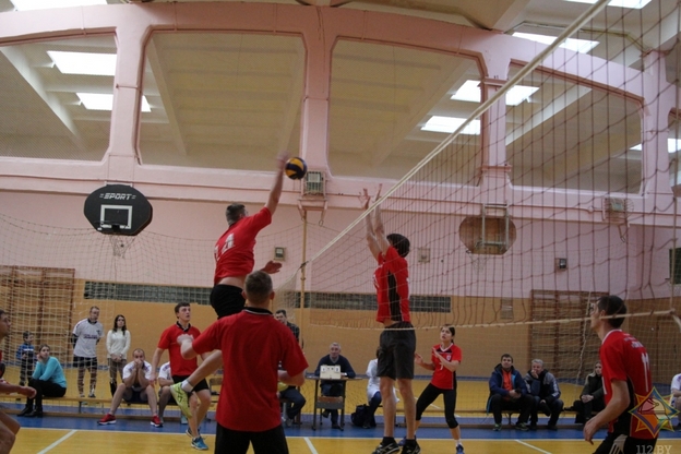 Турнир по волейболу памяти Александра Никончика прошел в Круглом