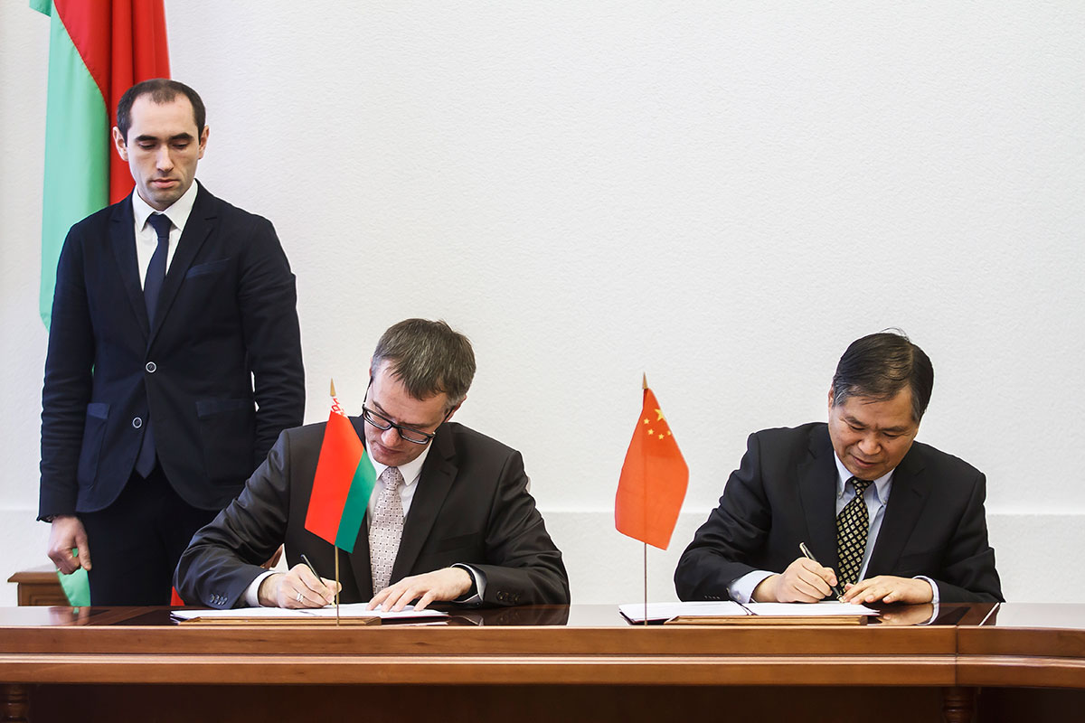 Подписано Соглашение между Департаментом коммерции провинции Шэньси КНР и комитетом экономики Могоблисполкома