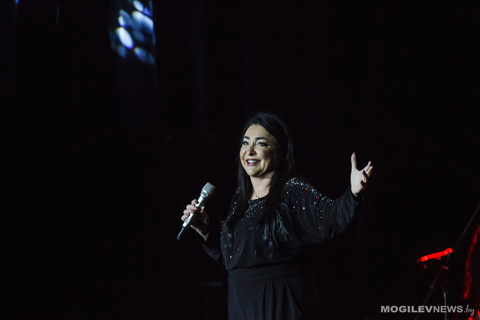 Лолита: В Могилеве буду вести себя прилично