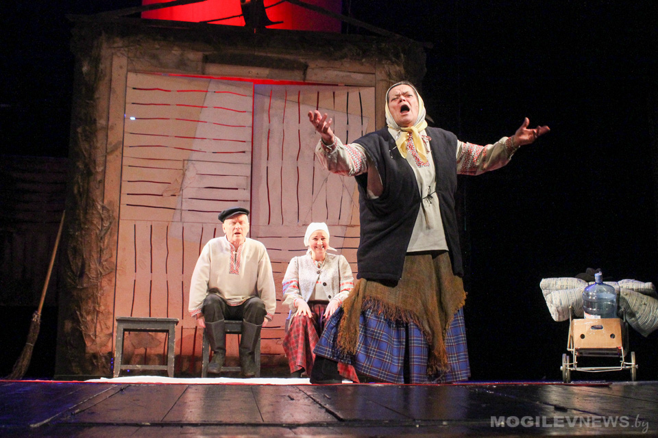 Встреча с актерами и режиссером Могилевского драмтеатра пройдет в областной библиотеке