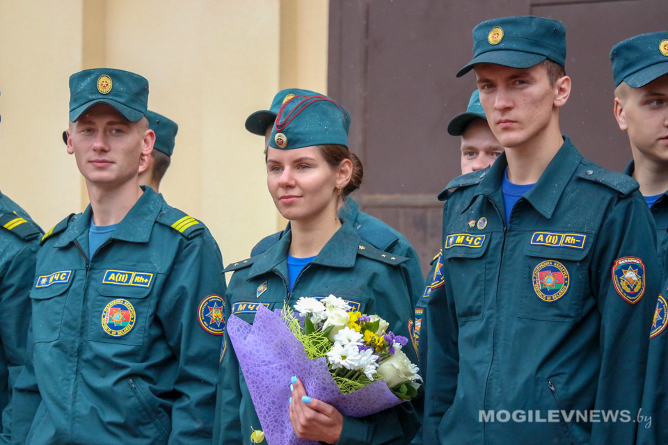 Молодые спасатели приняли присягу в Могилеве. Фото
