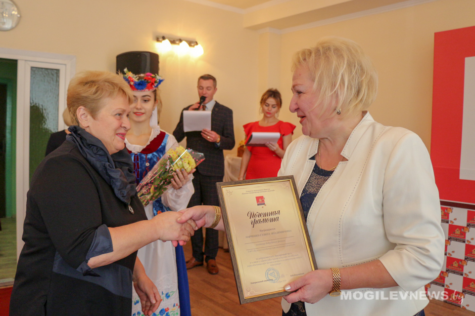 Сотрудников компании «Домочай» поздравили с предстоящим профессиональным праздником. Фото