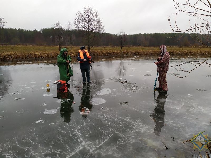 Рейд по водоемам провели Костюковичские спасатели