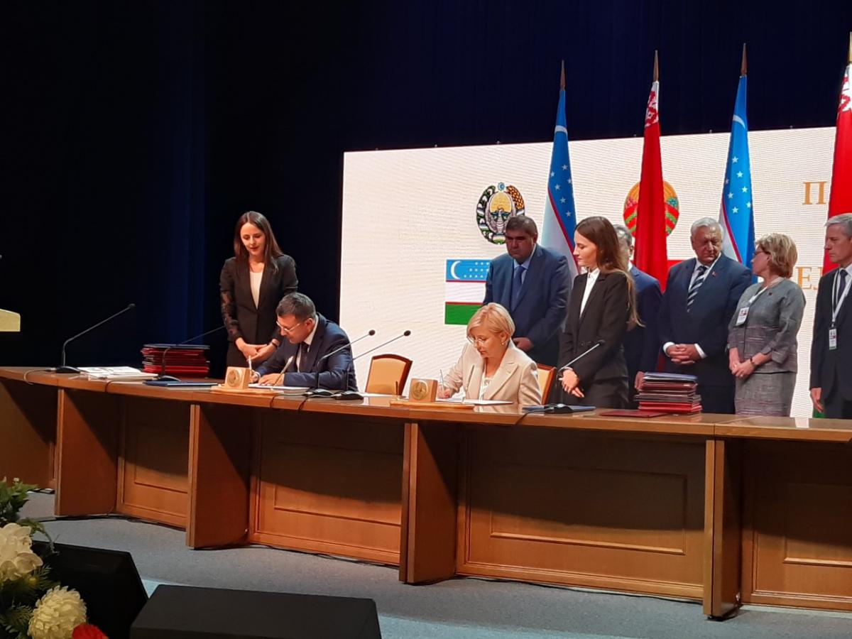 «Бобруйскагромаш» планирует поставить в Узбекистан  до тысячи единиц техники