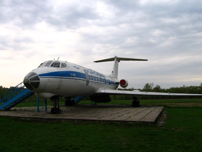 Самолет в парке аттракционов Могилева предложили демонтировать