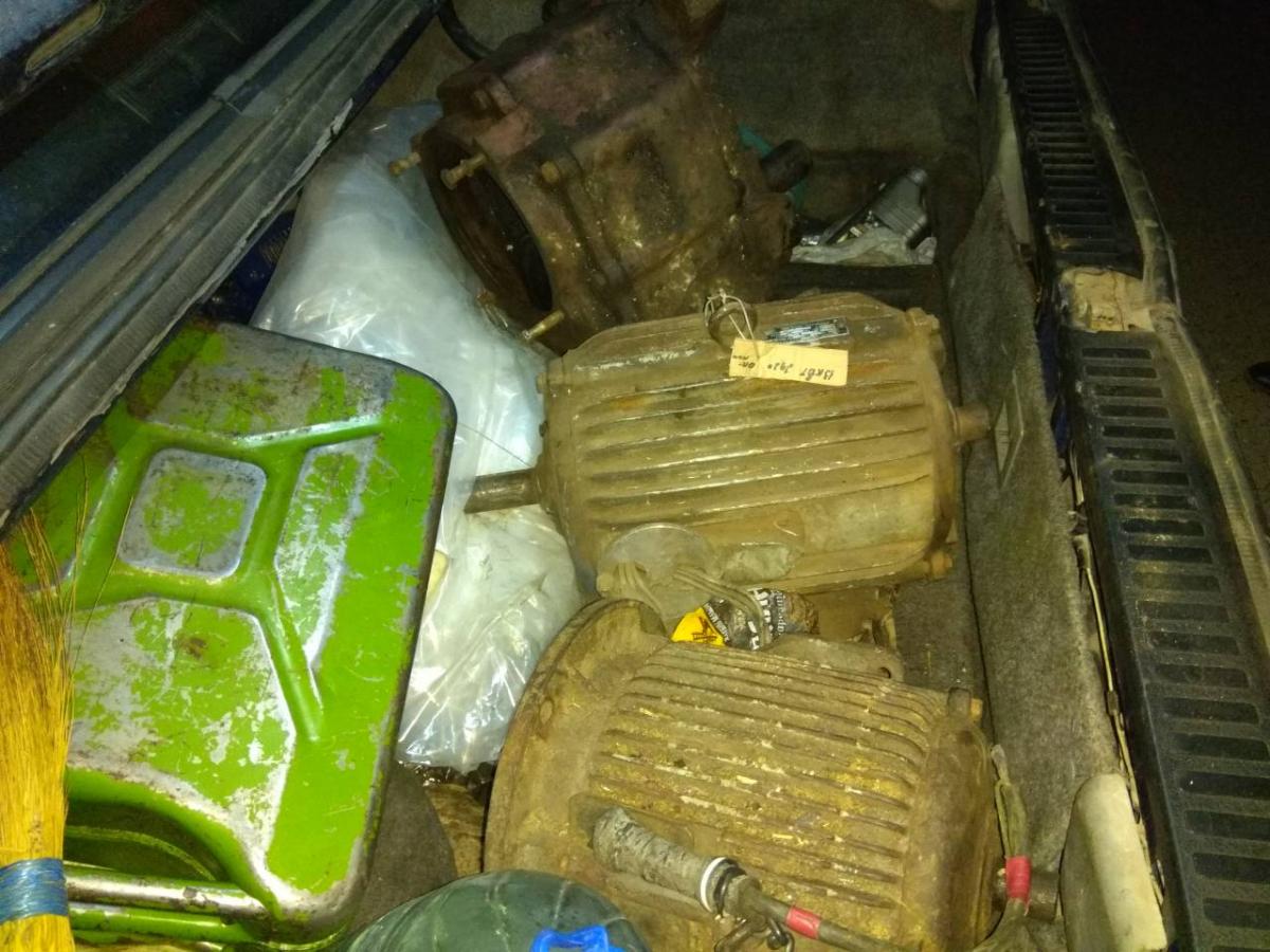 В Осиповичах задержаны работники сельхозпредприятия, похитившие со склада электроприборы