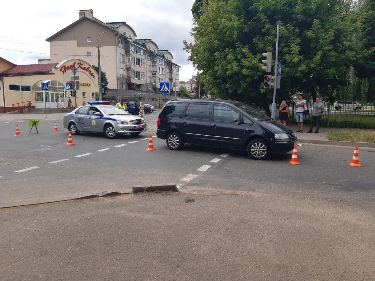 «Фольксваген» в Бобруйске на переходе сбил пешехода