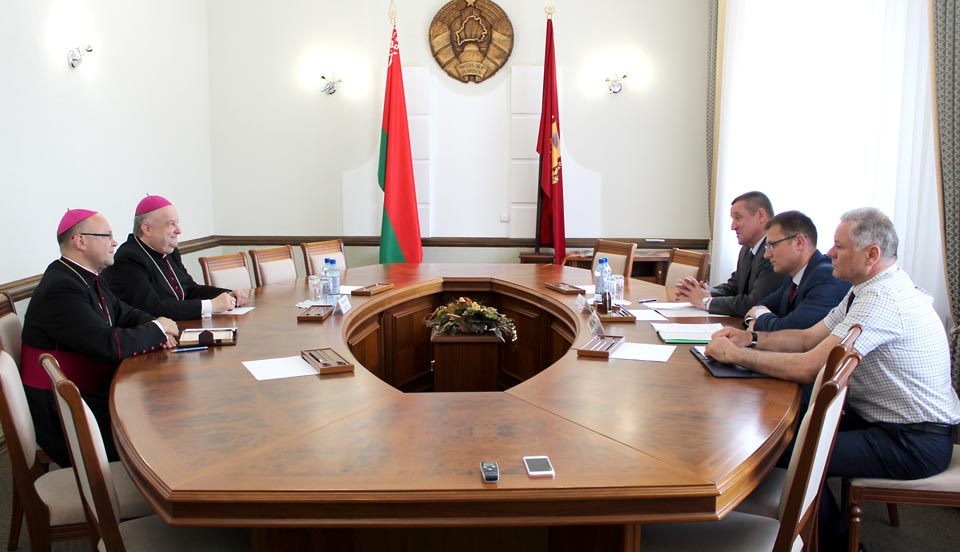 У католической церкви нет недопонимания в сотрудничестве с местной властью – апостольский нунций