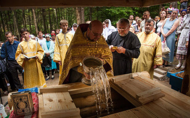 В Чериковском районе у криницы около деревни Норки 13 июля пройдет праздник «Брязгун»