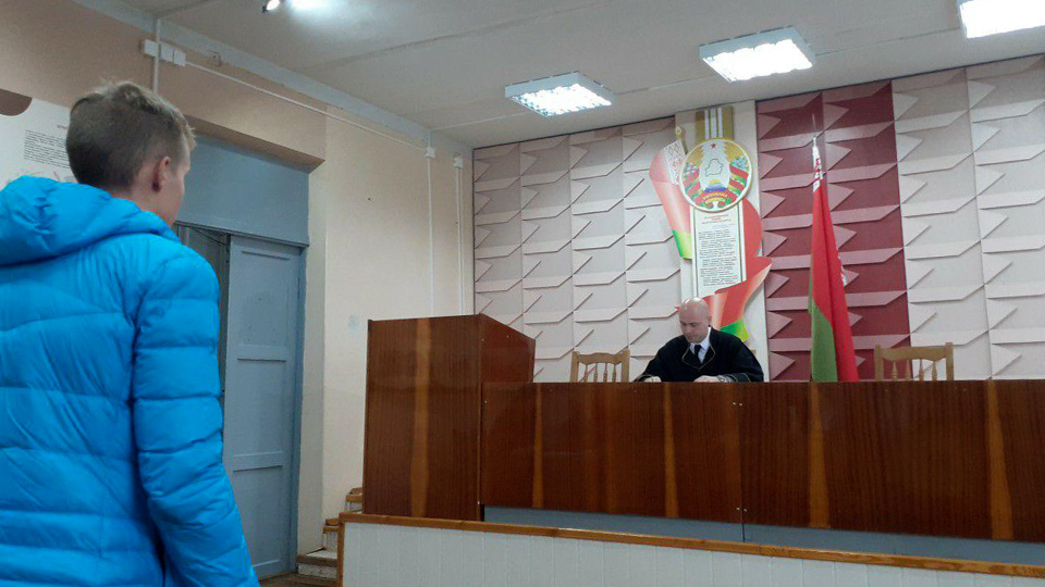 «Открытый суд» над уклонистом прошел в военном комиссариате Могилева и Могилевского района