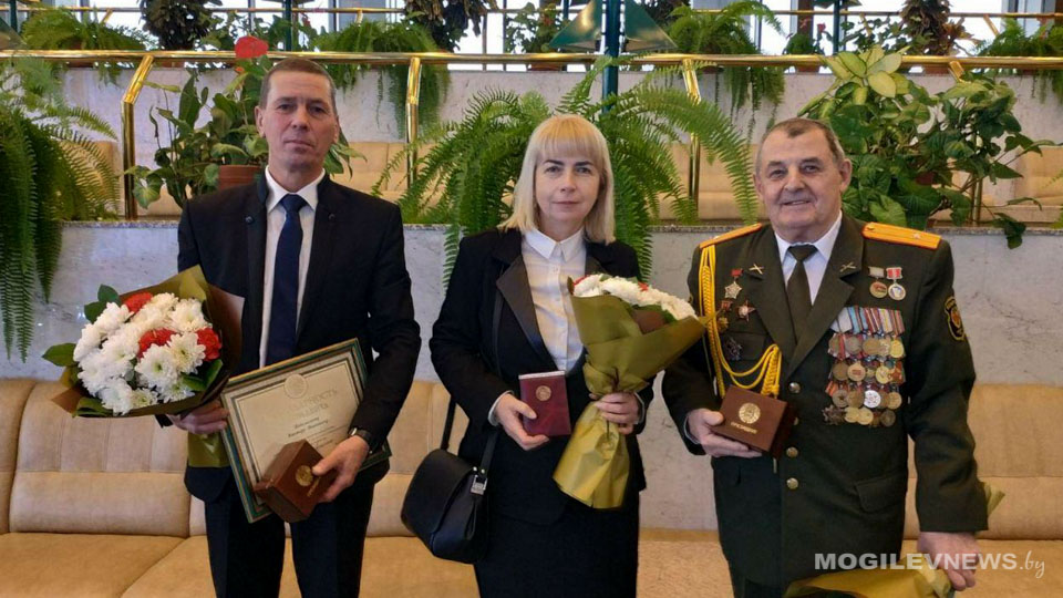 Румас вручил госнаграды представителям Могилевской области