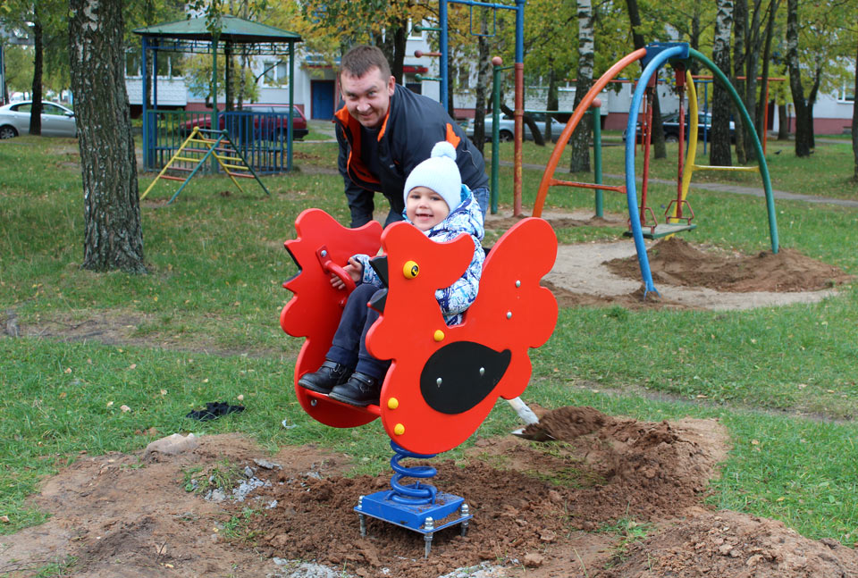 Детский игровой городок создали во дворе на пересечении Габровской и Шмидта в Могилеве. Фото