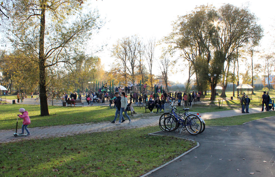 Общественный центр в парке Подниколья Могилева планируют сдать в эксплуатацию в первой половине текущего года
