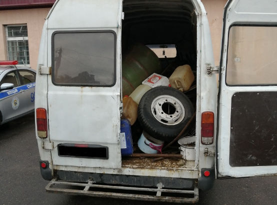 «Мерседес» с 1,5 т лома черного металла задержали в Славгородском районе