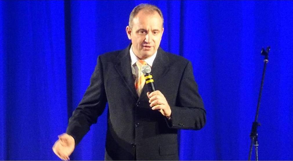 Юморист Святослав Ещенко выступит 22 марта в Могилеве