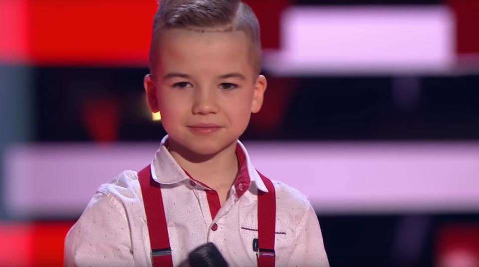 7-летний могилевчанин выступил на "Голос.Дети". Пелагея повернулась после первой строки