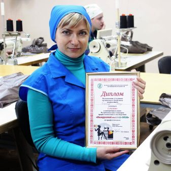 Представительница Могилевщины заняла 3 место в республиканском конкурсе «Белорусский мастер- 2018» по профессии швея