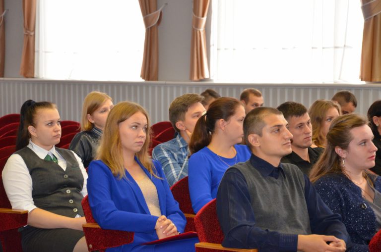 Слет молодых специалистов прошел в Хотимском районе