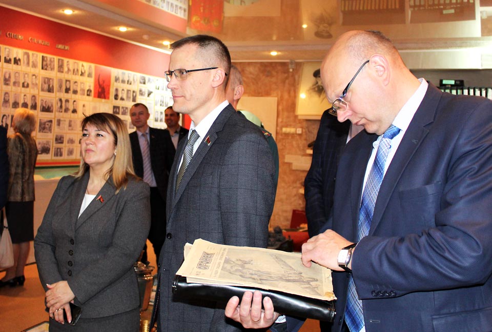 Председатель могилевского облсовета встретился с активом территориального самоуправления. Фото