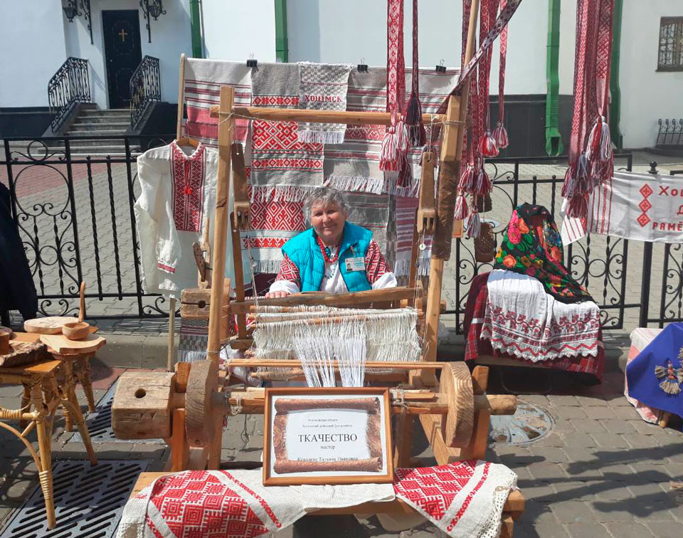 Мастер из Хотимска завоевала 1 место на фестивале ремесел