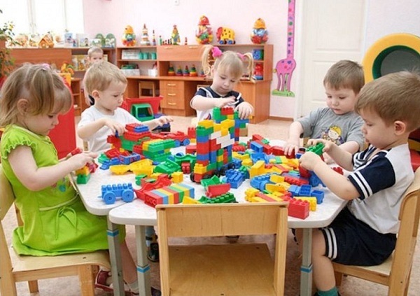 Детские сады будут работать по графику буднего дня, школы – как в «шестой школьный день» 20 января